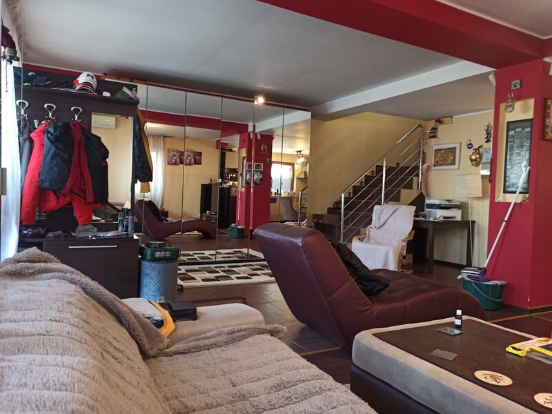 vila ind.5cam,3bai,mob-util complet/centruPopesti Leordeni-Mega Im